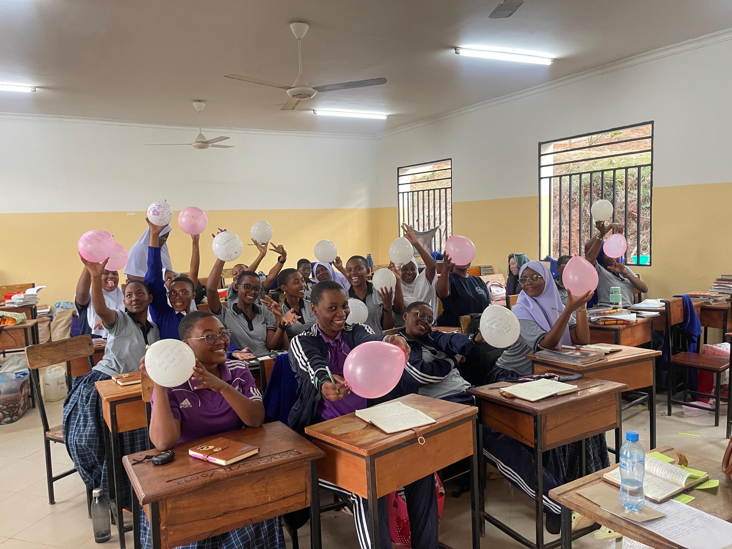 Students participating in Ongoza leadership activities 3